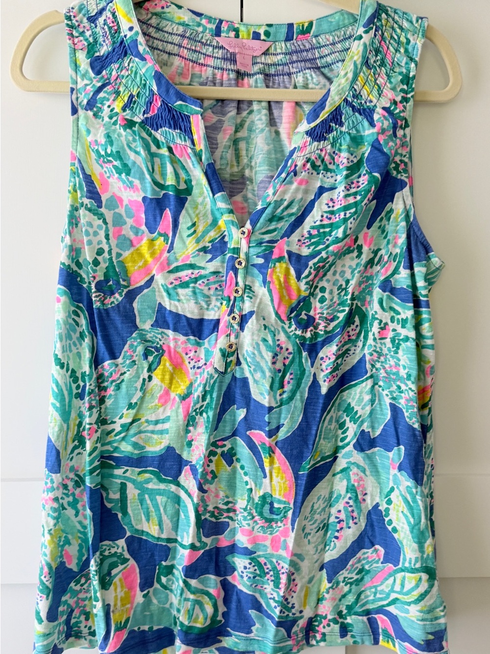 Lilly Pulitzer Blue Multi Floral V-Neck Sleeveless Tank